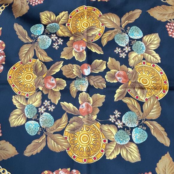 Vintage Art of the Scarf silky polyester wrap large square gold chain red plaid - Picture 4 of 7